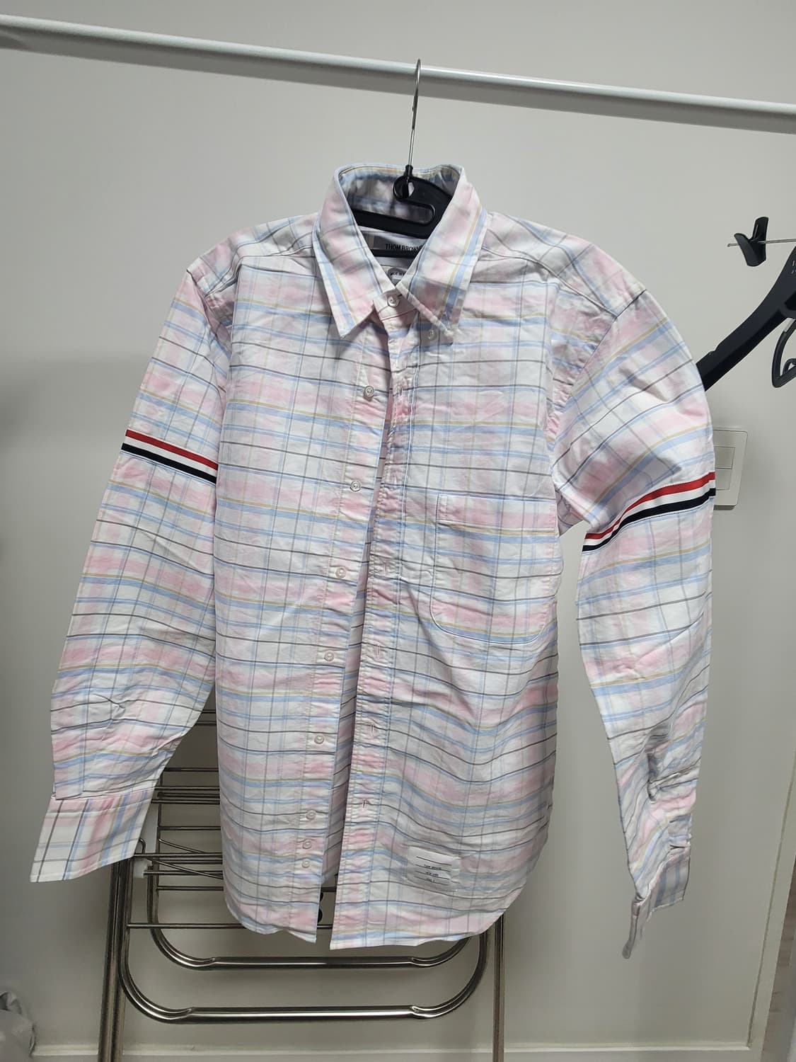 (급매)톰브라운 핑크 체크 셔츠 m사이즈 (새상품) 정품 상품이미지1