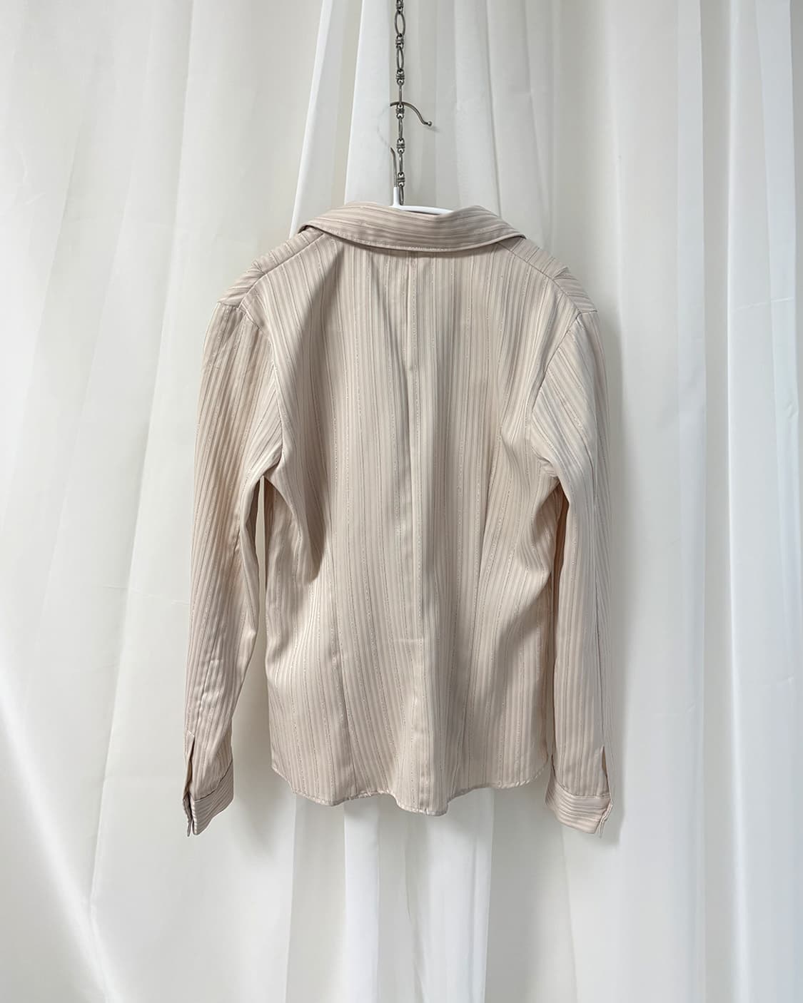 바닐라 베이지 프릴 긱시크 슬림 셔츠 상품이미지5