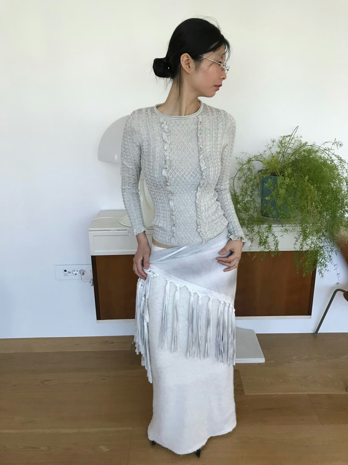 vintage ruffle slim-fit knit 상품이미지1