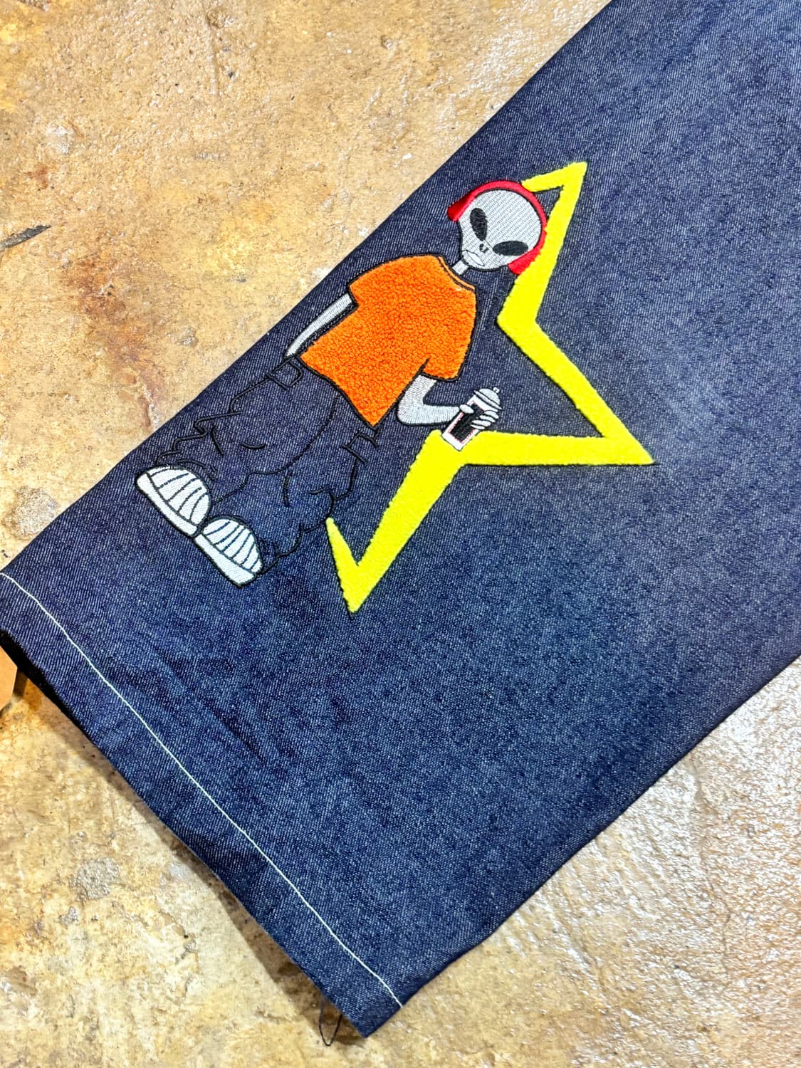 XTONZ 에일리언 데님 팬츠 인디고 상품이미지6