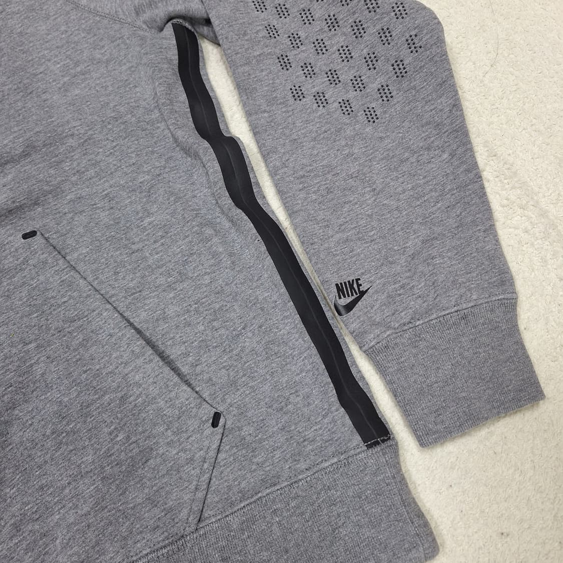 나이키  기모맨투맨L 상품이미지3