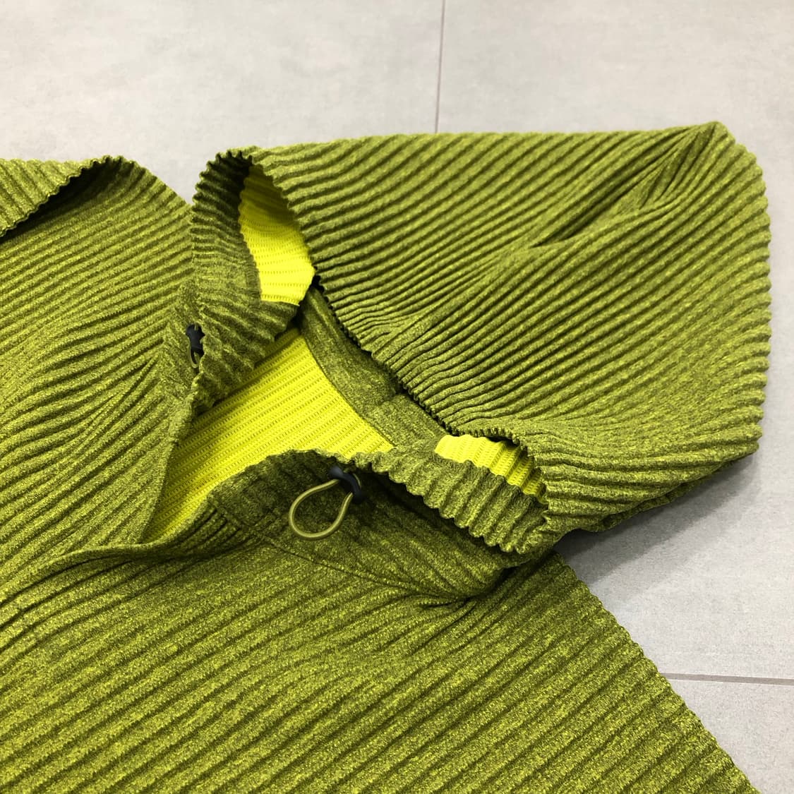 옴므플리세 이세이미야케 플리츠 후드티셔츠 3 상품이미지3