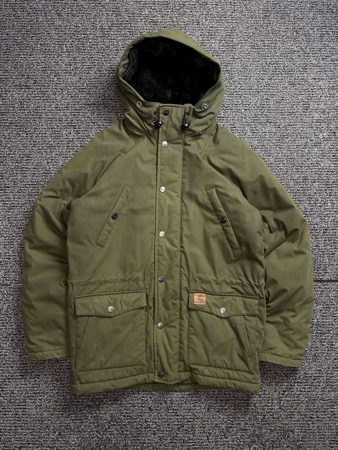 칼하트 WIP 웰론 트래퍼 파카 올리브 2022 상품이미지2