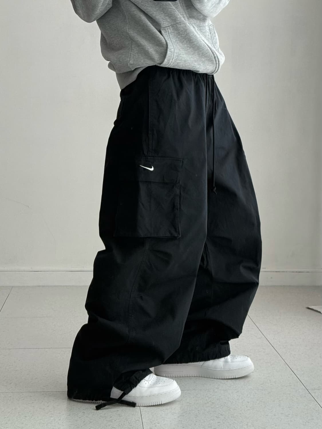 나이키 블랙 카고팬츠 상품이미지2