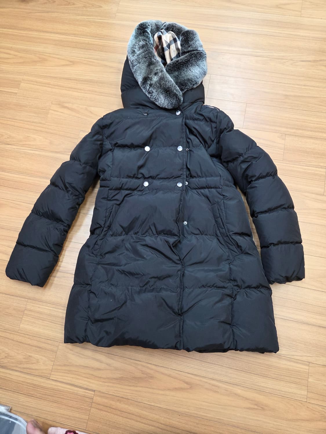 닥스 여성 롱패딩 판매합니다. 사이즈는 165인데, 가슴둘레는 76cm입 상품이미지1