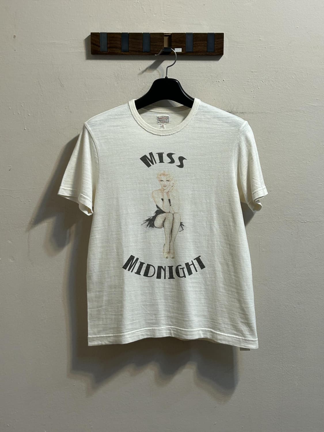 리얼 맥코이 MISS MIDNIGHT 그래픽 반팔 티셔츠 상품이미지1