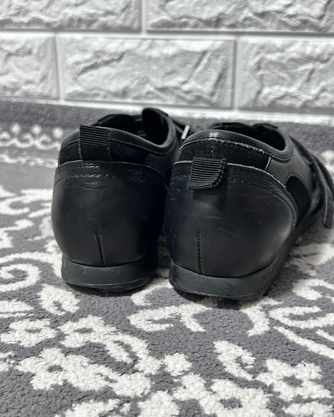 살바토레 페라가모 더블 스트랩 레더 스니커즈 상품이미지5