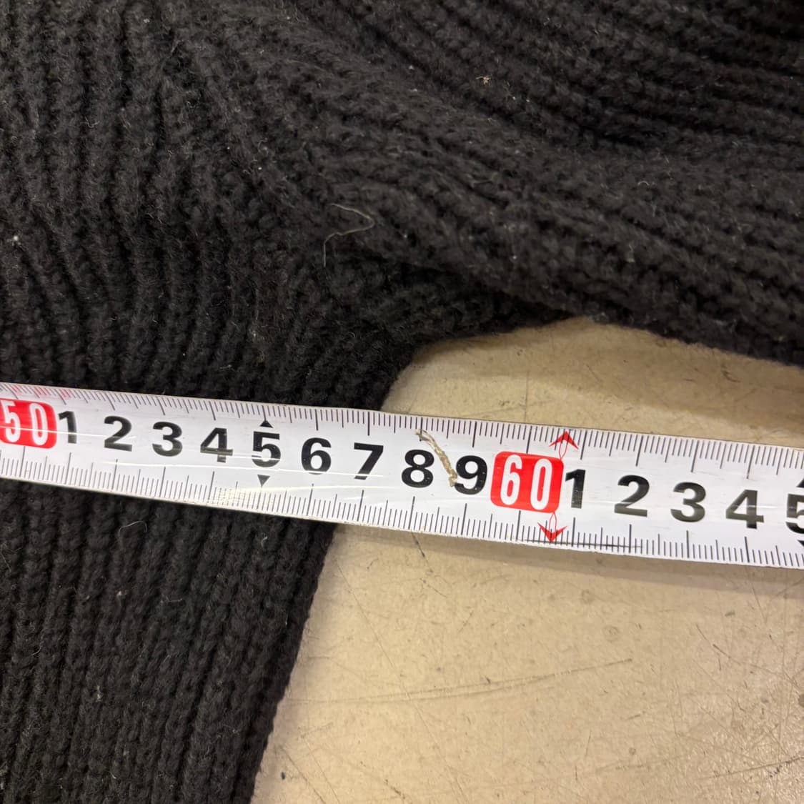 타미진스 스몰로고 반집업 니트 상품이미지5