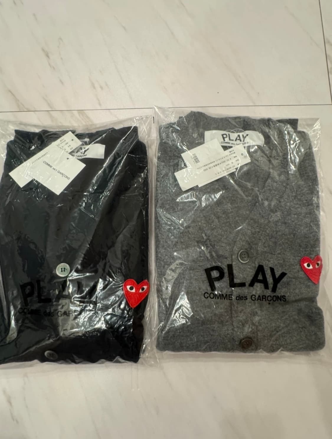 [새상품/정품]꼼데가르송 울 가디건 V넥 남녀공용 2color 상품이미지2