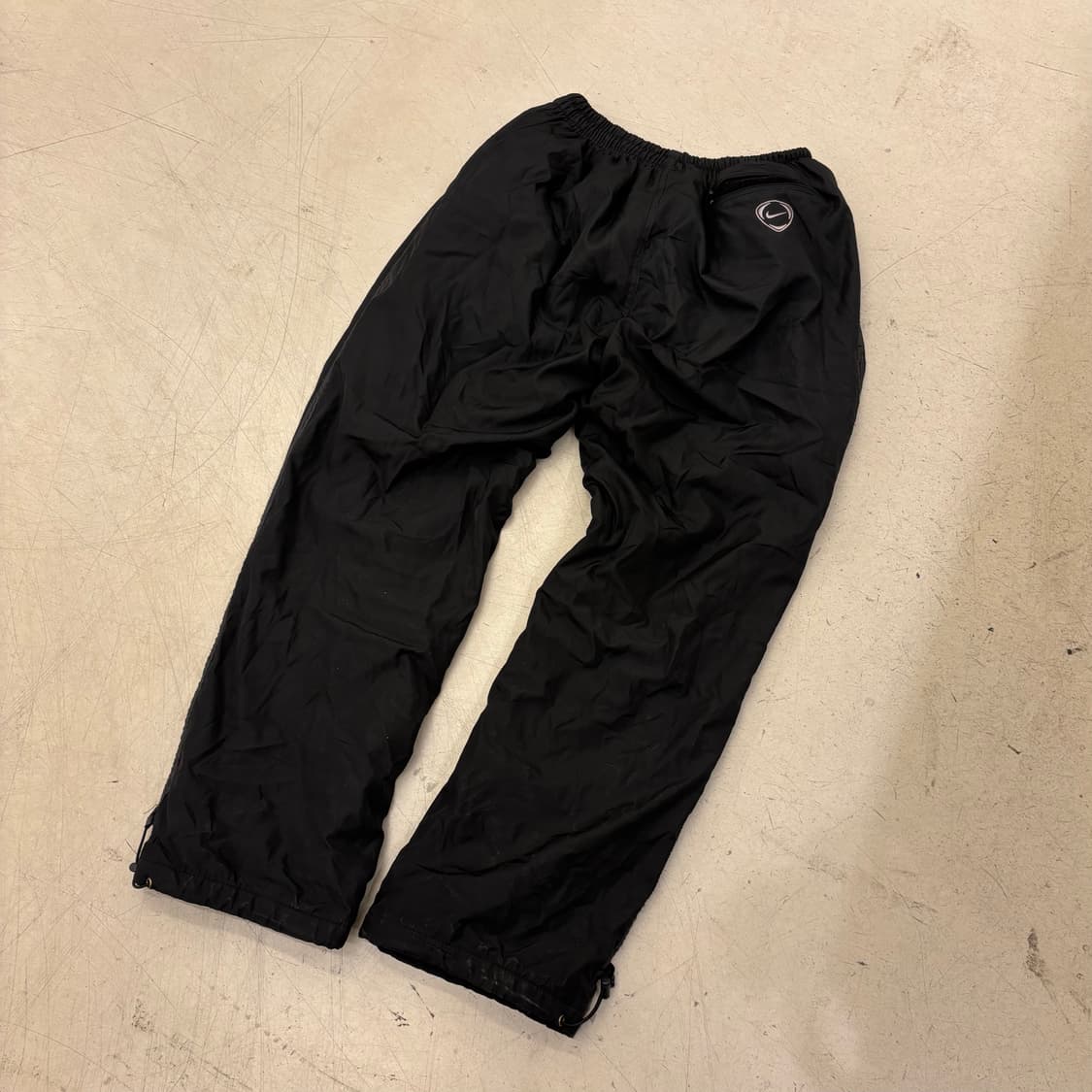 나이키 스우시 기모 사이드라인 트레이닝 팬츠 상품이미지3