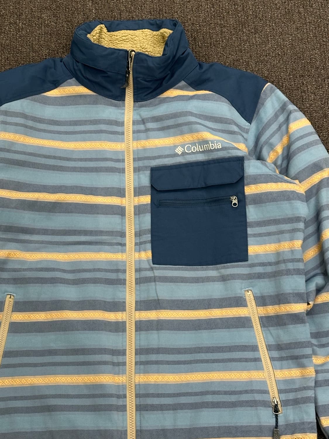 M)컬럼비아 스트라이프 디테일 배색 플리스 자켓 상품이미지3