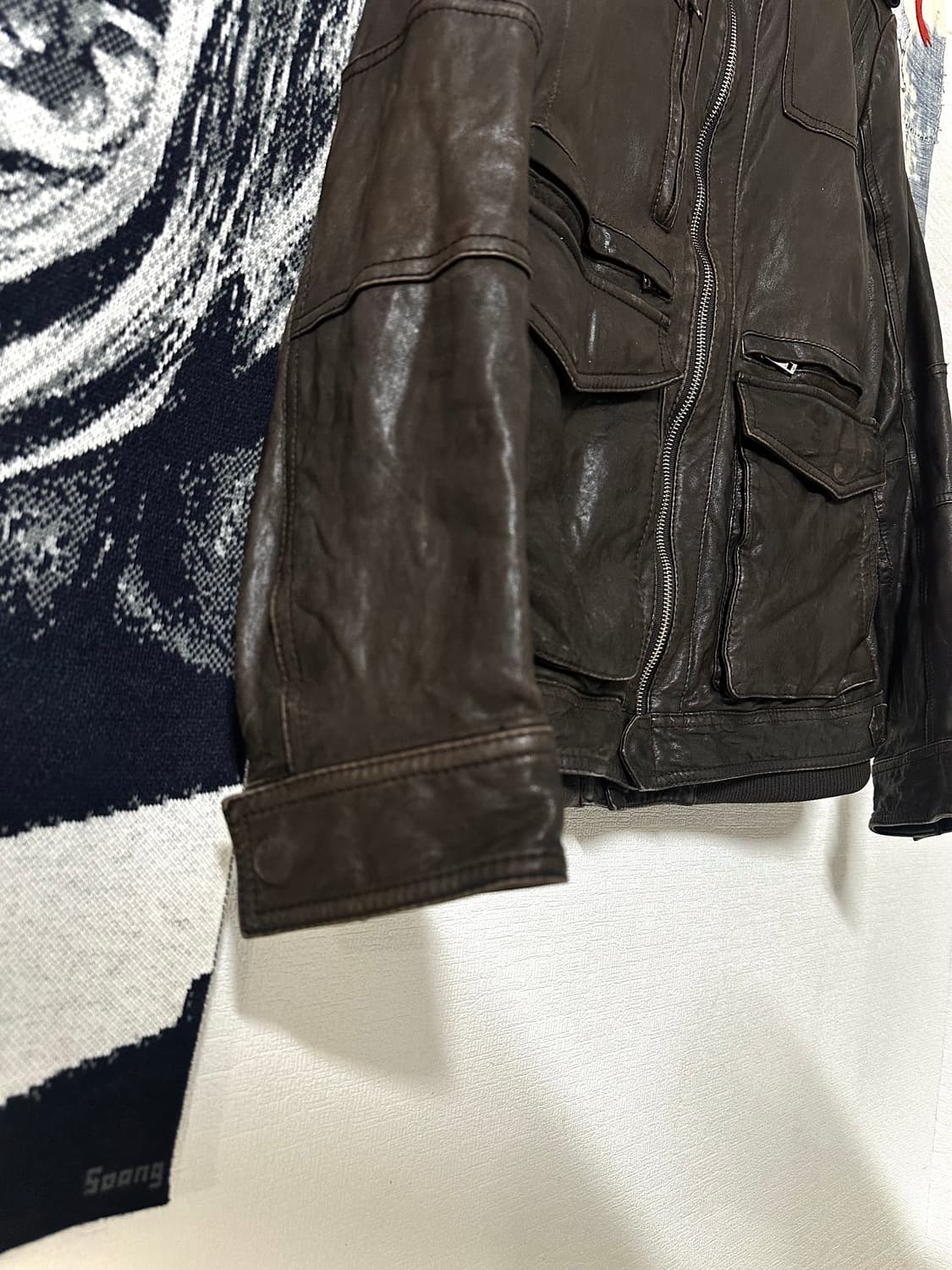 램스킨 디태처블 립 디테일 멀티포켓 레더자켓 상품이미지3