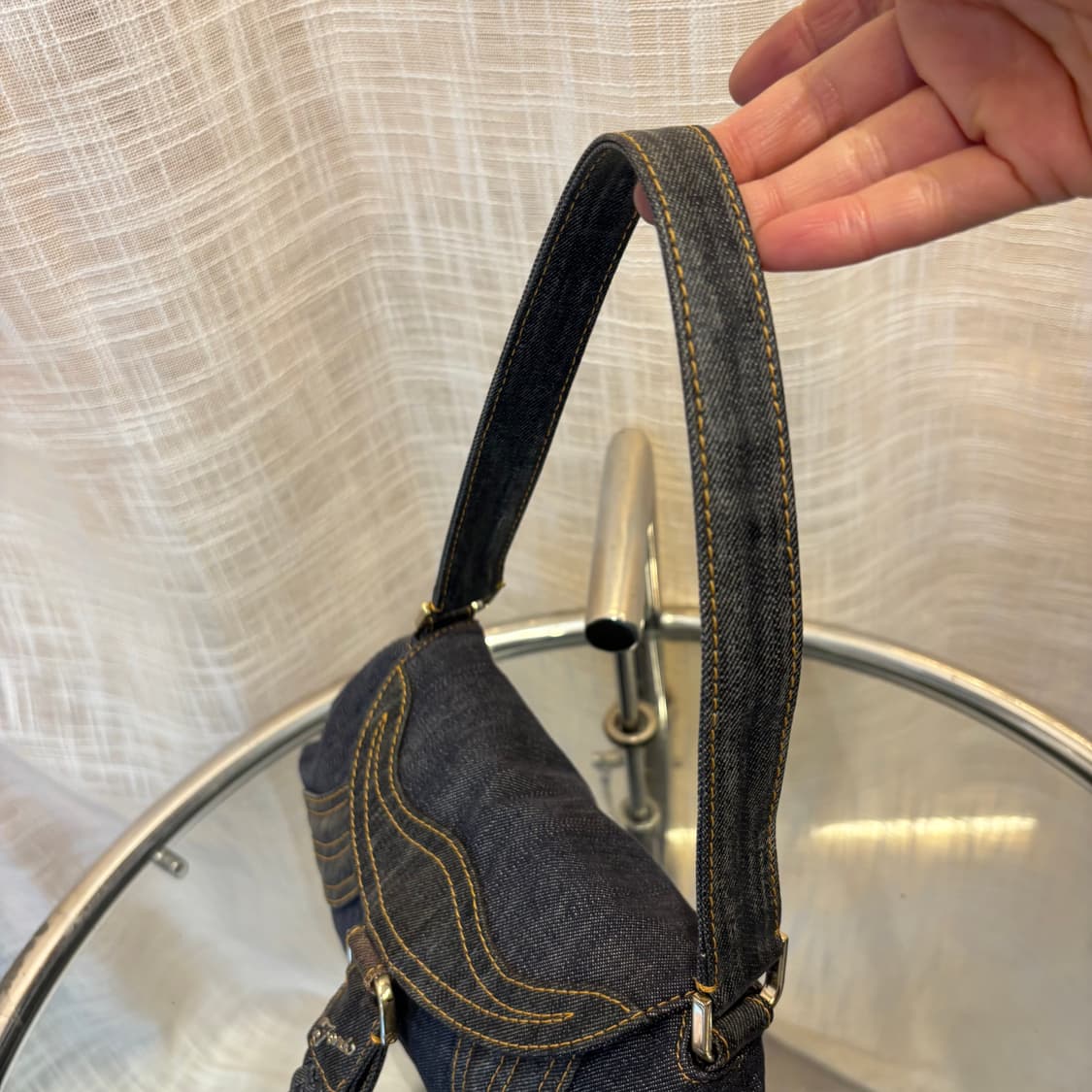 정품 펜디 데님 숄더백     상품이미지5