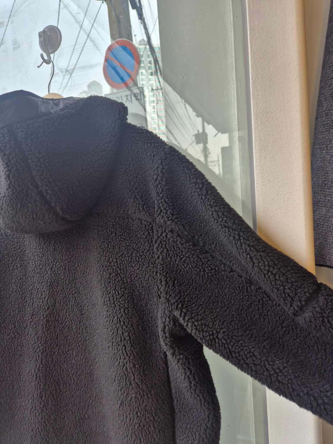 TNGT 블랙 롱 플리스 코트 105사이즈 상품이미지7