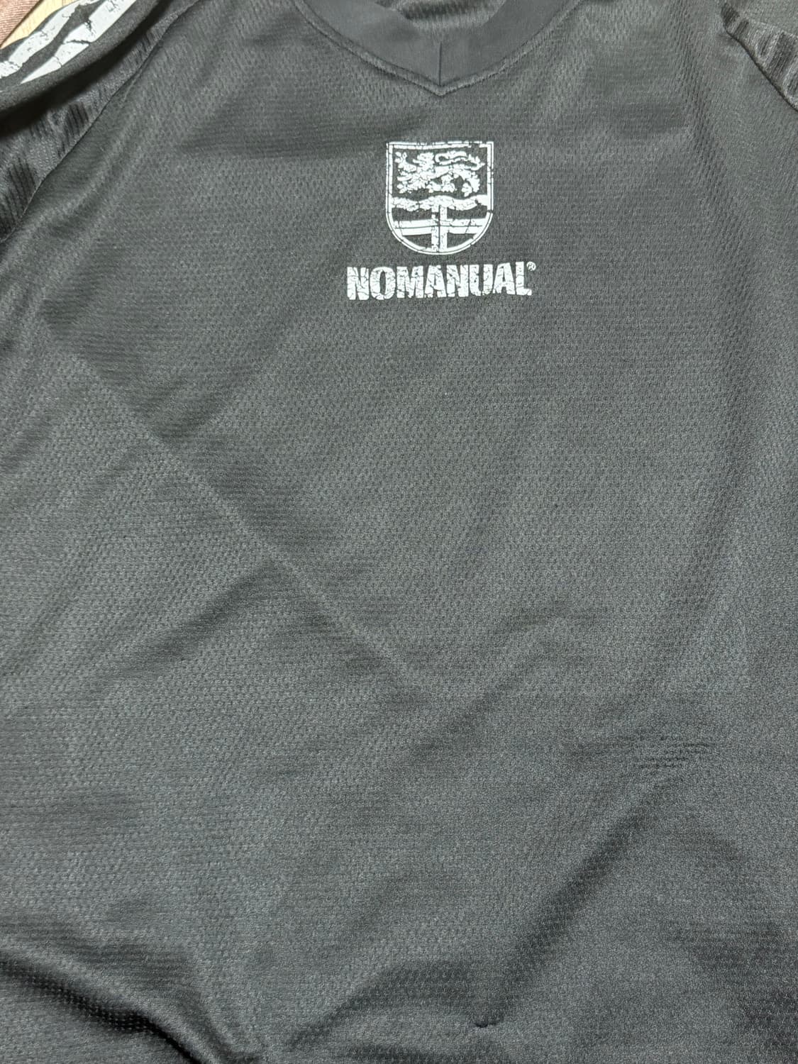 노매뉴얼 CRACKED LINE LONG SLEEVE 상품이미지2