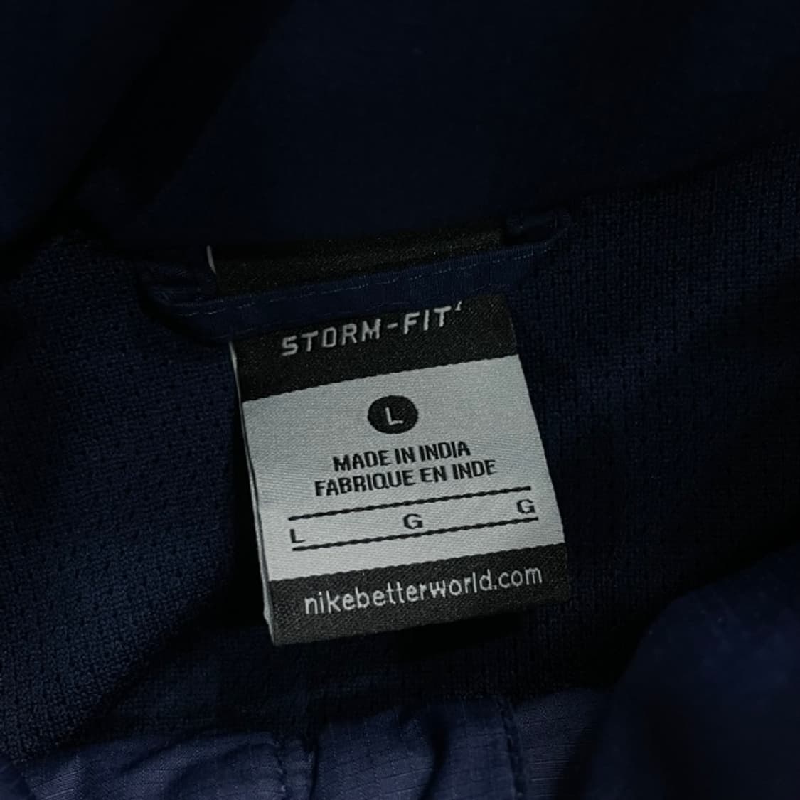 100 나이키 스톰핏 바르셀로나 바람막이 상품이미지3