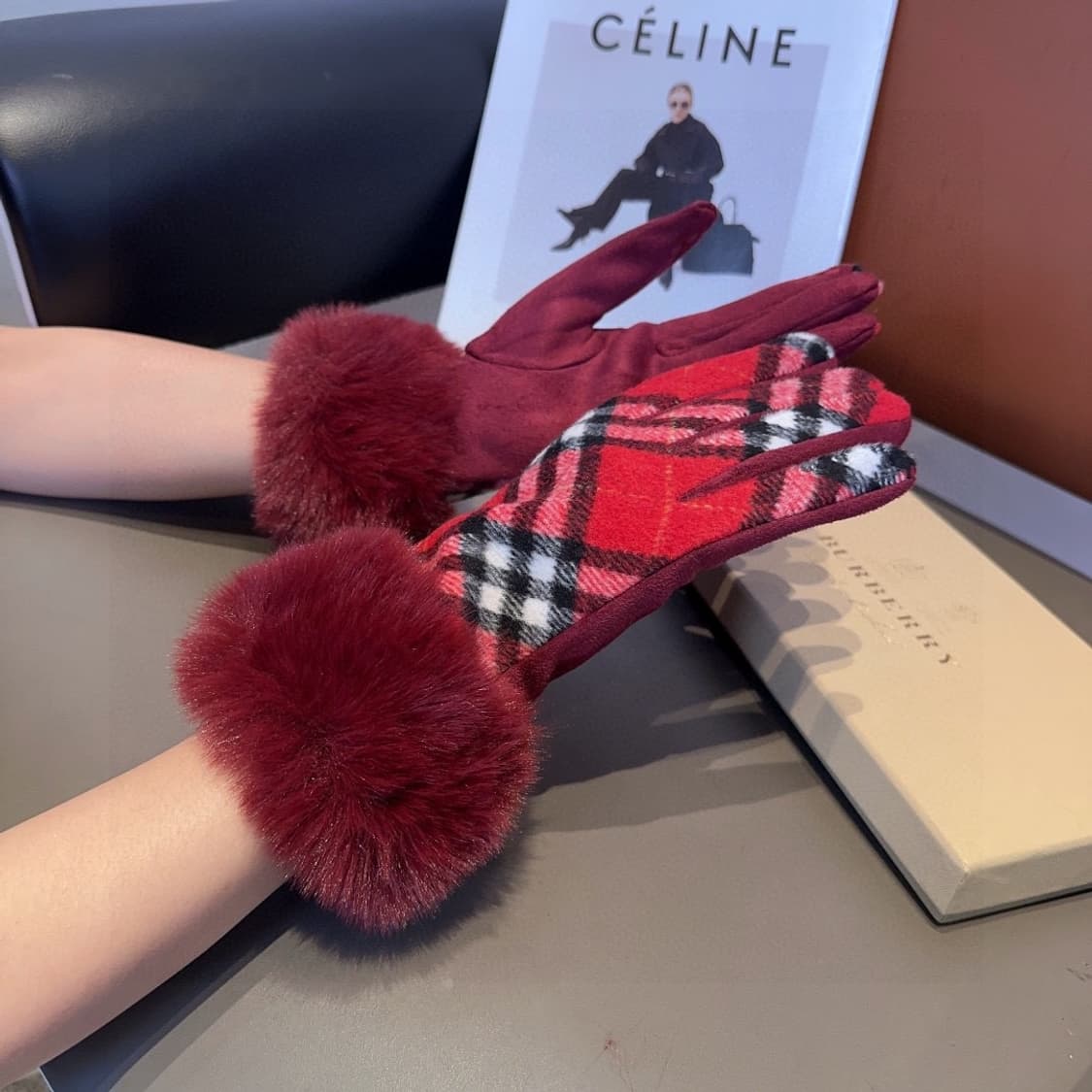 버버리 장갑 가을 겨울 보온 클래식 심플
 상품이미지2