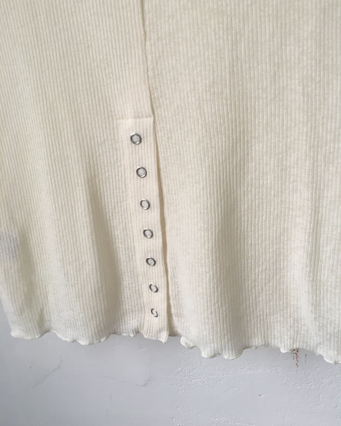 Back button point ribbed t shirt 상품이미지5