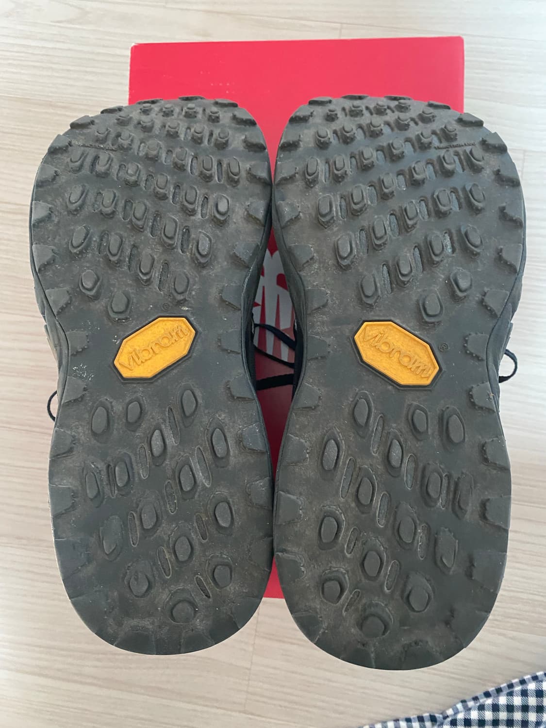 뉴발란스 디스트릭트비전 이에로 v8 district vision 상품이미지5