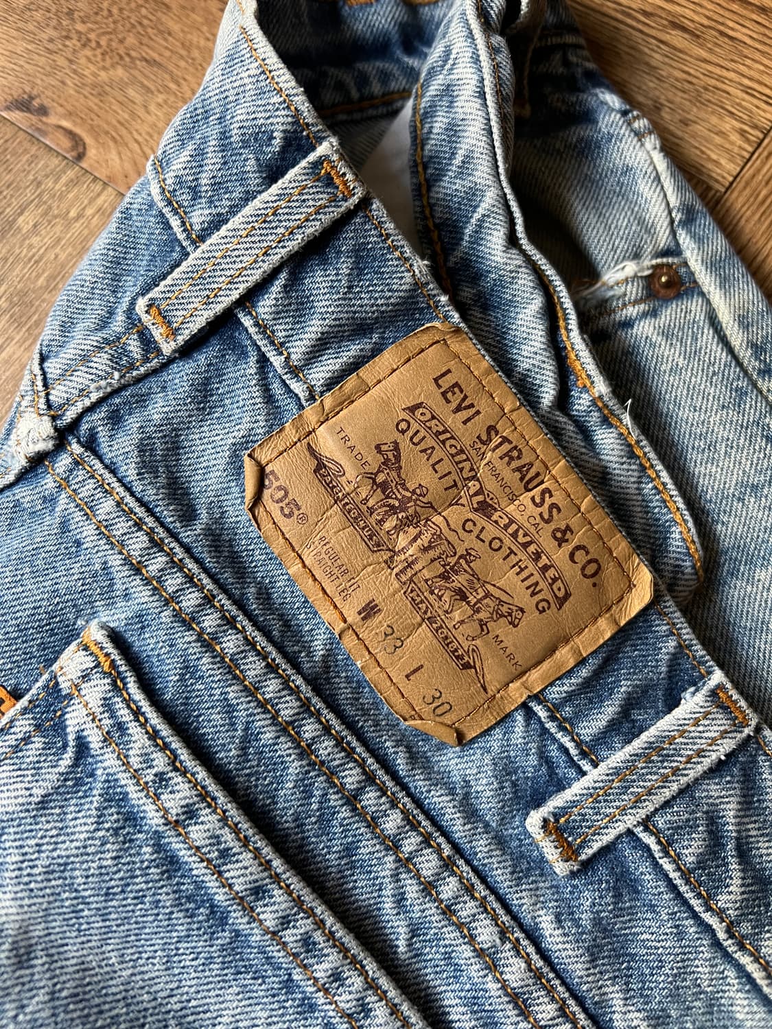 [33]90's 리바이스 USA 505 빈티지 페인팅 데님 팬츠 상품이미지6