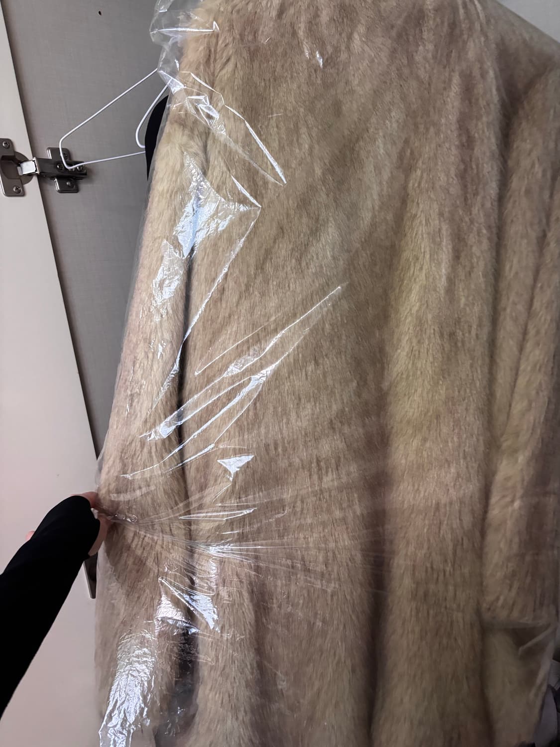 플리즈프로젝트 퍼자켓 상태 최상 상품이미지3