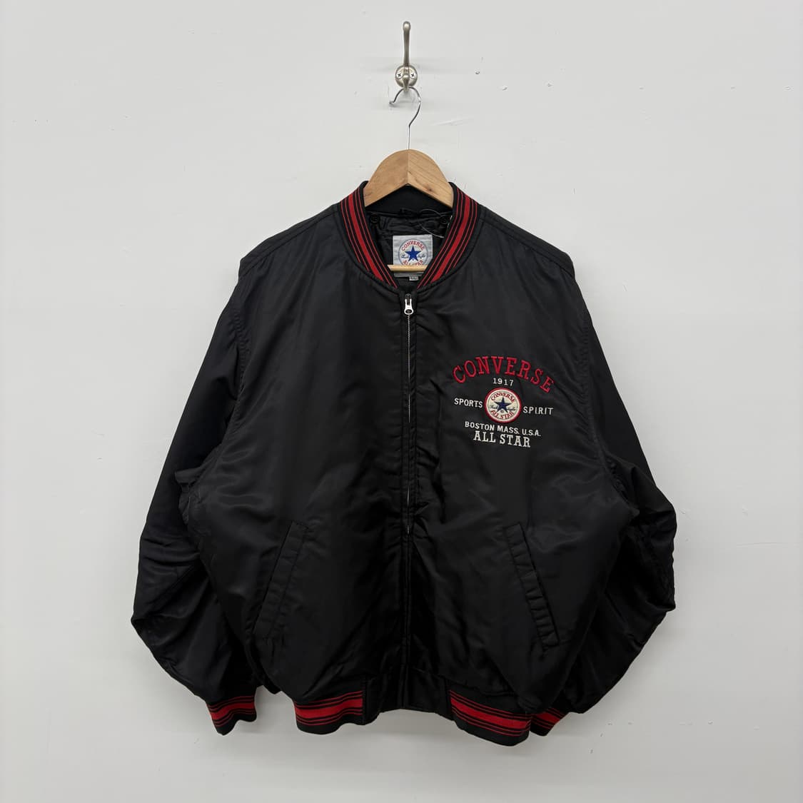 컨버스 올스타 블랙 봄버 자켓 남/L 상품이미지1