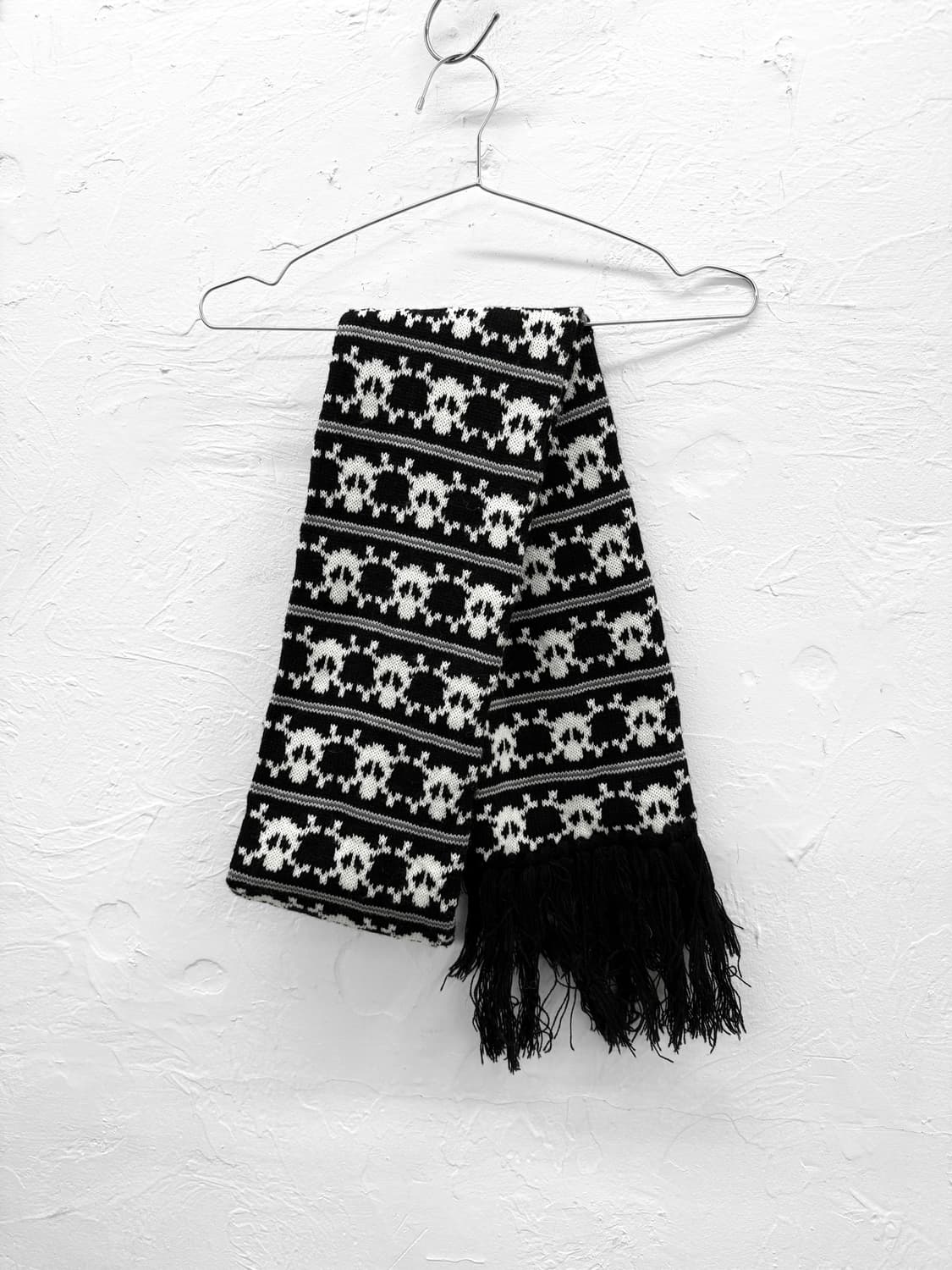 JPN 스컬 니트 머플러 상품이미지1