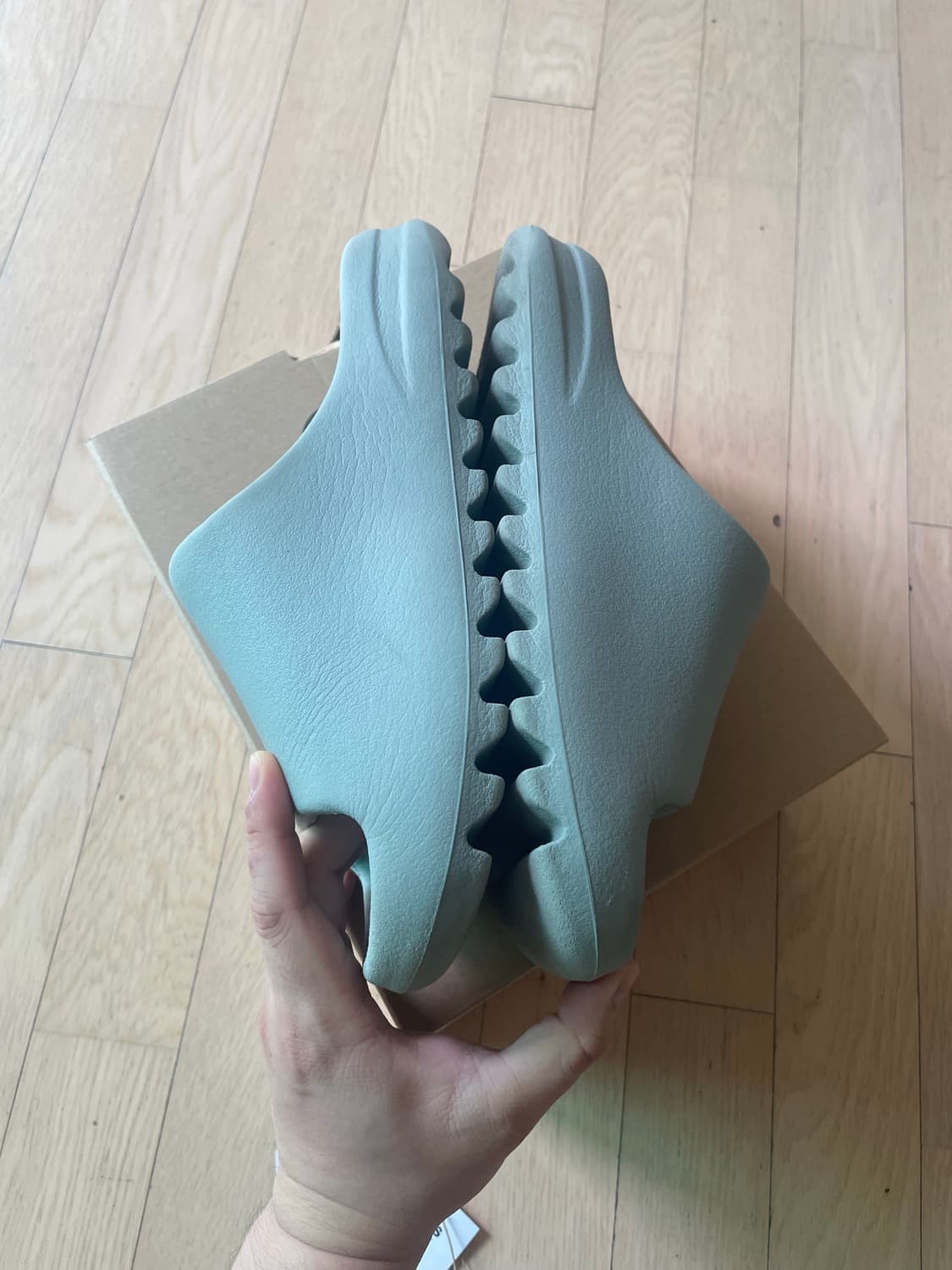 (285) 아디다스 이지 슬라이드 솔트 yeezy yzy 상품이미지5