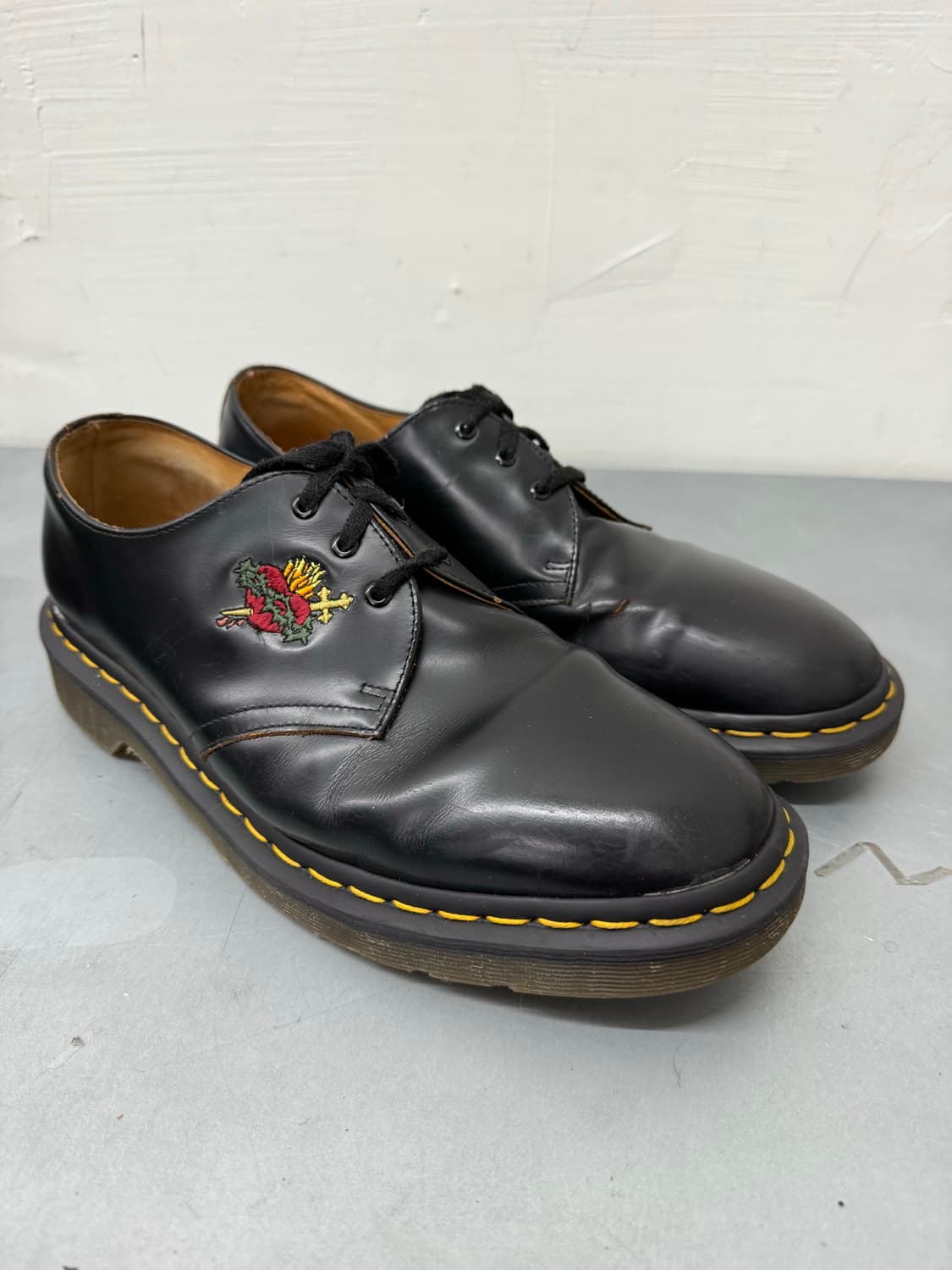 슈프림 x 닥터마틴 17fw sacred heart black 상품이미지2