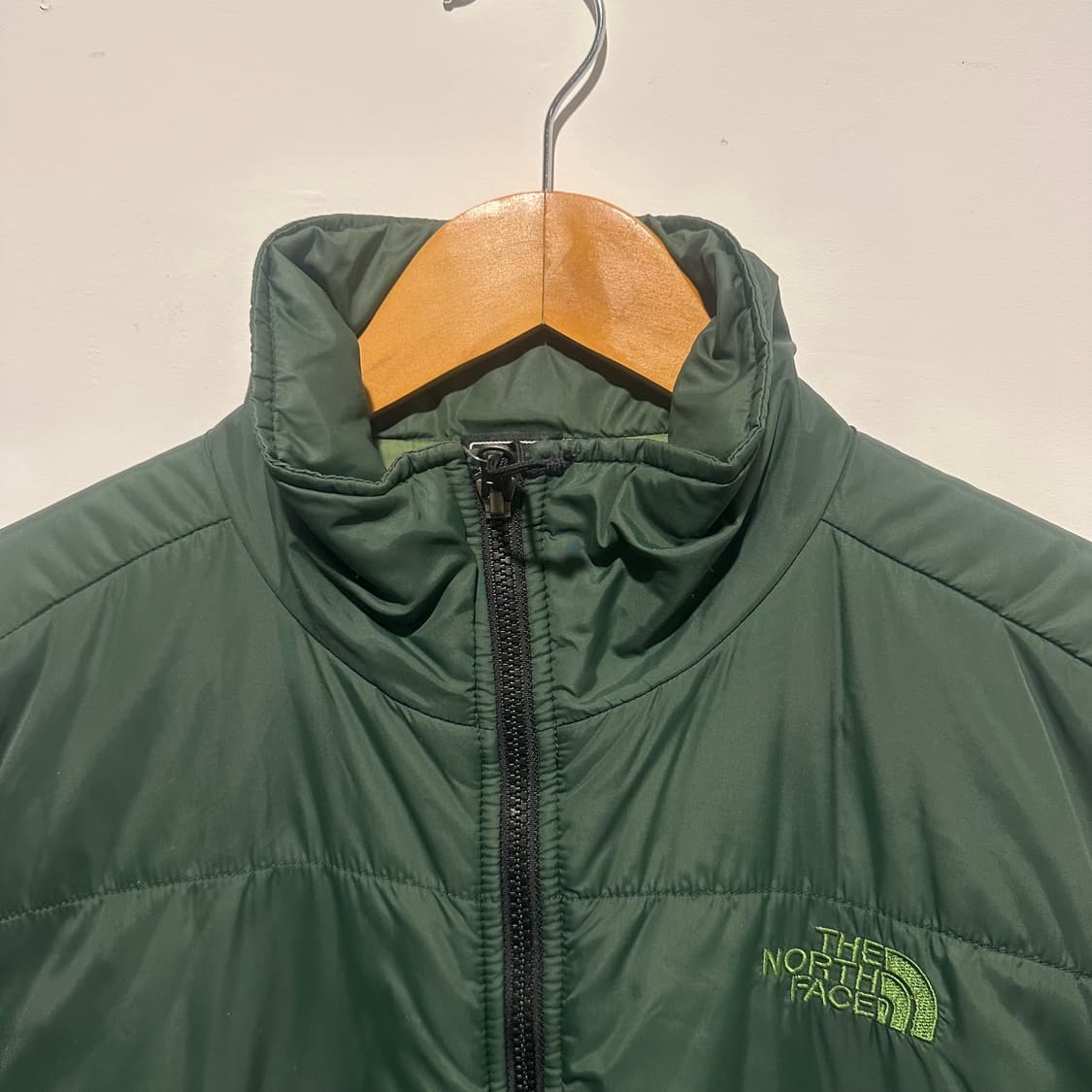 노스페이스 그린 패딩 점퍼 상품이미지2