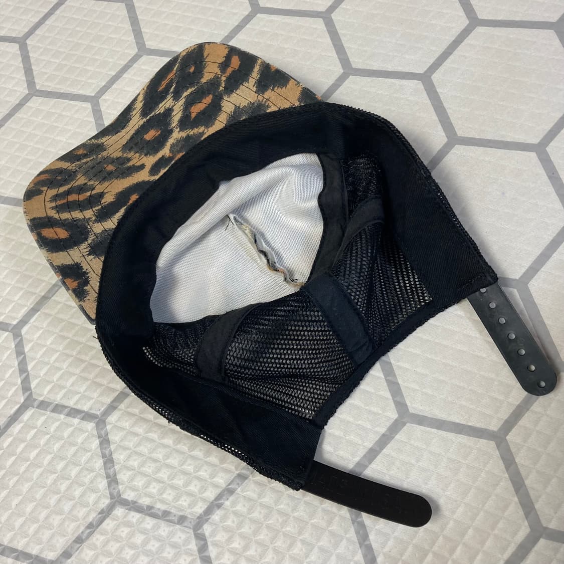 (os) 00s 슈프림 레오파드 트러커캡 블랙 상품이미지8