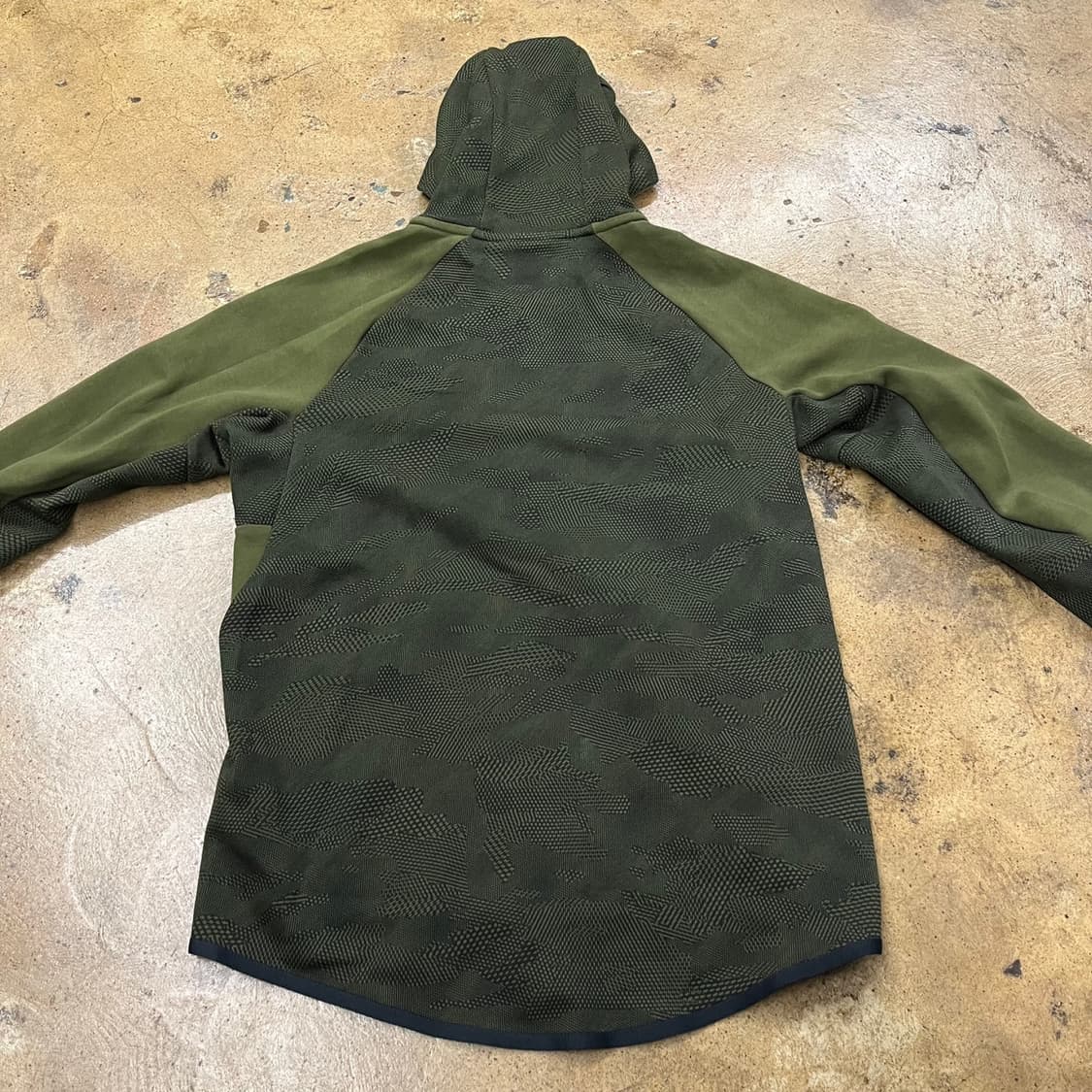 [정품/L,100] 나이키 테크팩 후드집업 카키 b19 상품이미지4