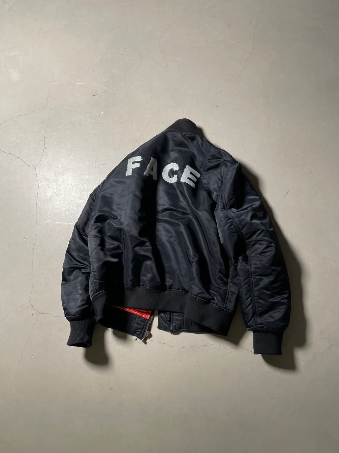 파세타즘 Face Graphic Padded Jumper 상품이미지2