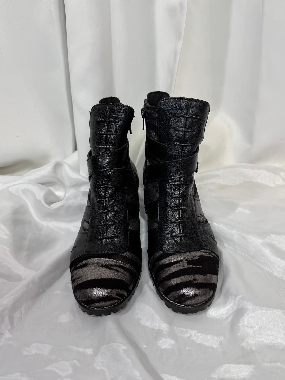 zebra buckle boots 상품이미지2