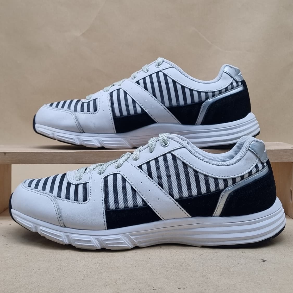 프로스펙스 얼룩말 남성 운동화 260 상품이미지1