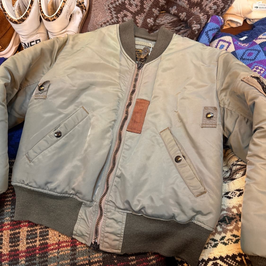 버즈 릭슨 울파일 US AIR FORCE 복각 MA1 상품이미지2