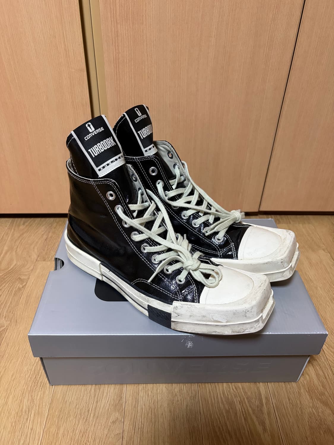 (270) 컨버스 x 다크쉐도우 터보다크 척 70 하이 블랙 래커드 데님 상품이미지2