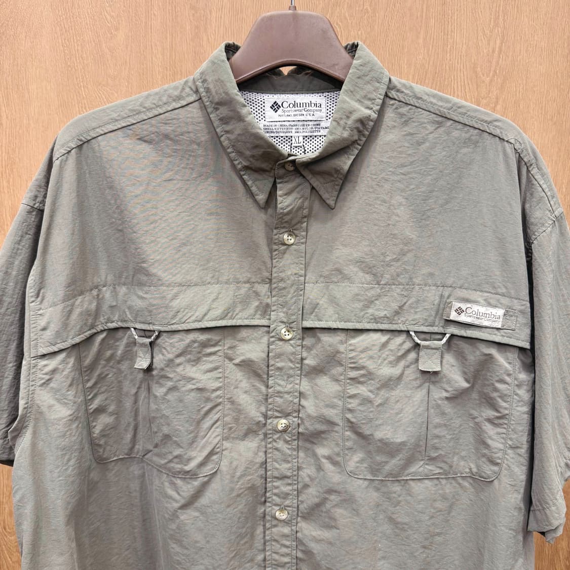 컬럼비아 반팔 셔츠 메쉬 안감 통풍 포켓 디테일 아웃도어 카키 상품이미지4