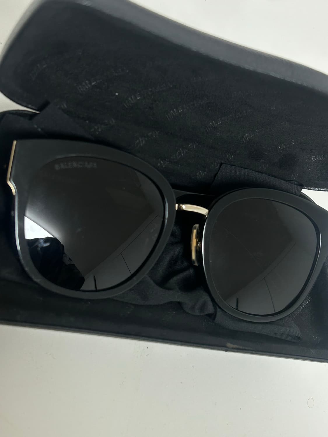 발렌시아가 선글라스 BB0223SK 001 상품이미지5