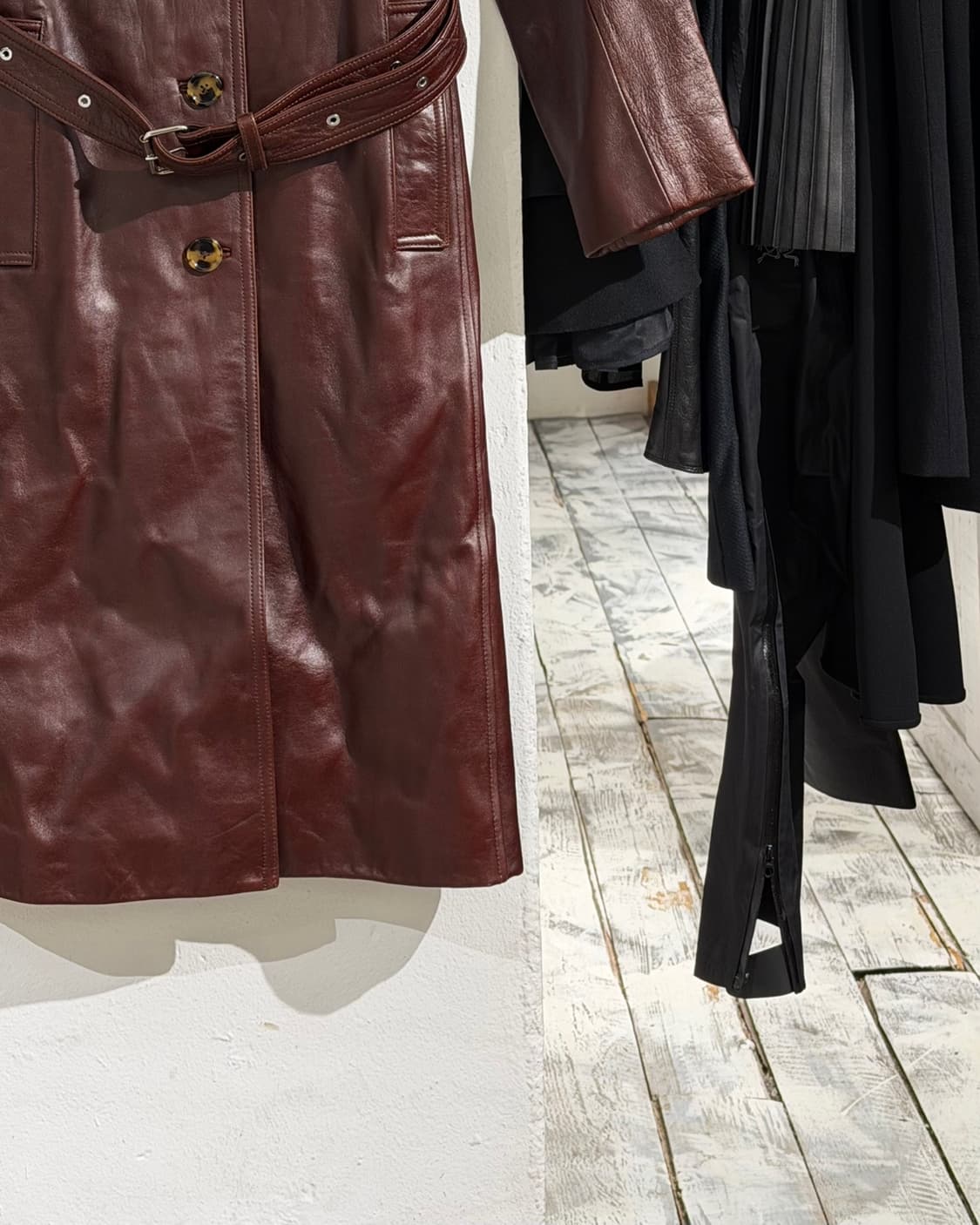 헬무트랭 버건디 램스킨 레더 롱 코트 상품이미지6
