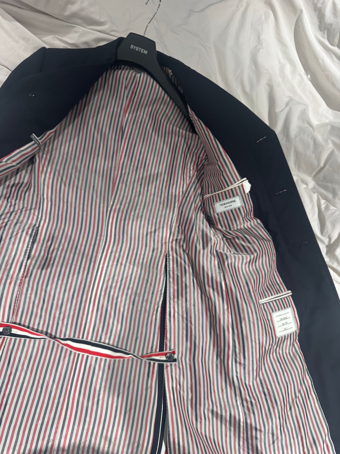 톰브라운 코트 상품이미지3