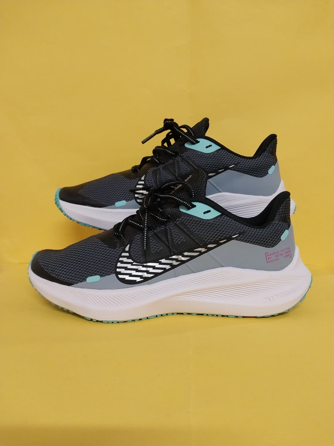 여성 나이키 윈플로7 쉴드 운동화 (250) 상품이미지1