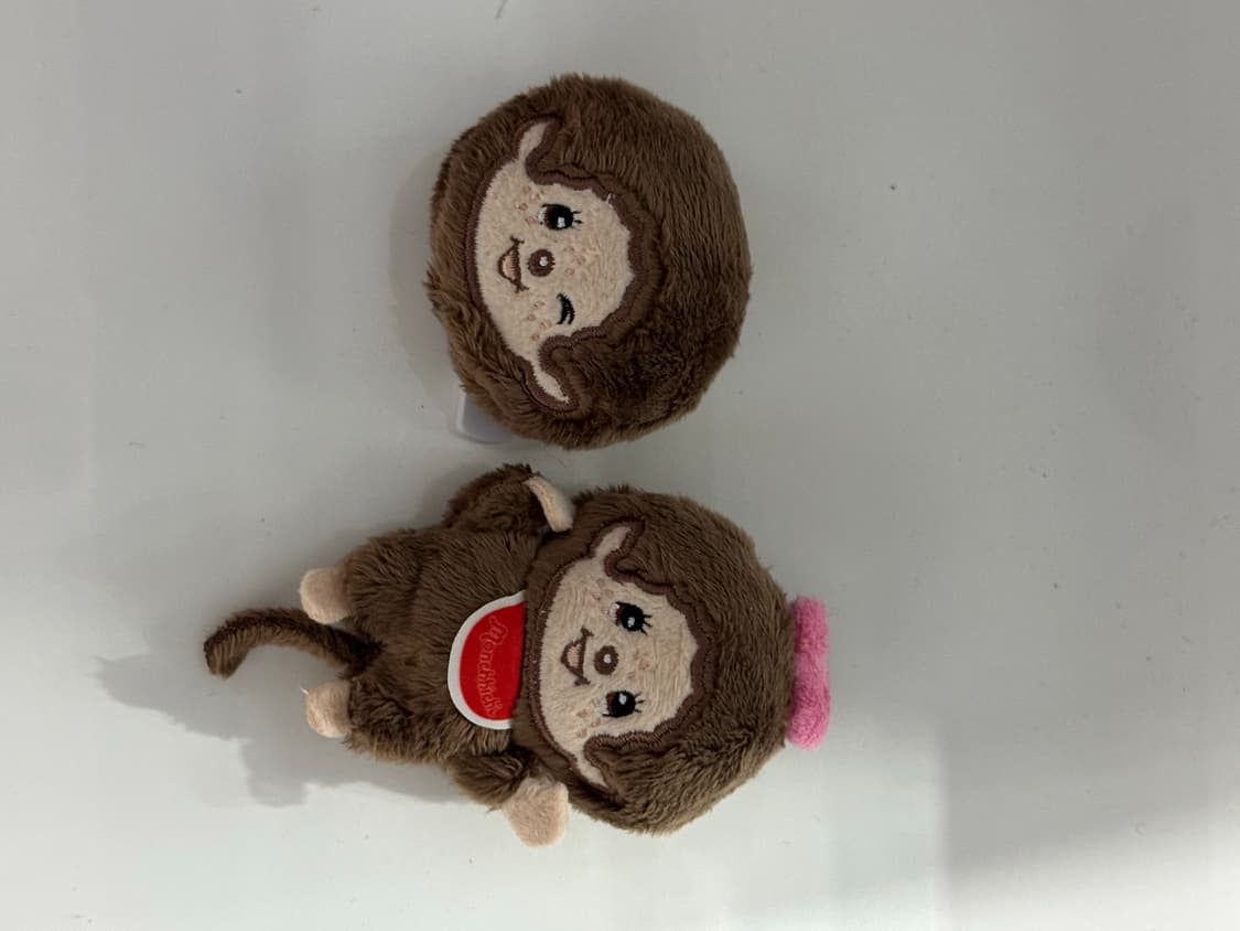 몬치치 인형 뱃지 상품이미지1