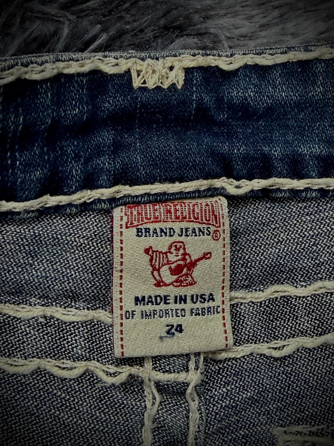 True Religion 화이트 스티치 데님 숏팬츠 상품이미지9