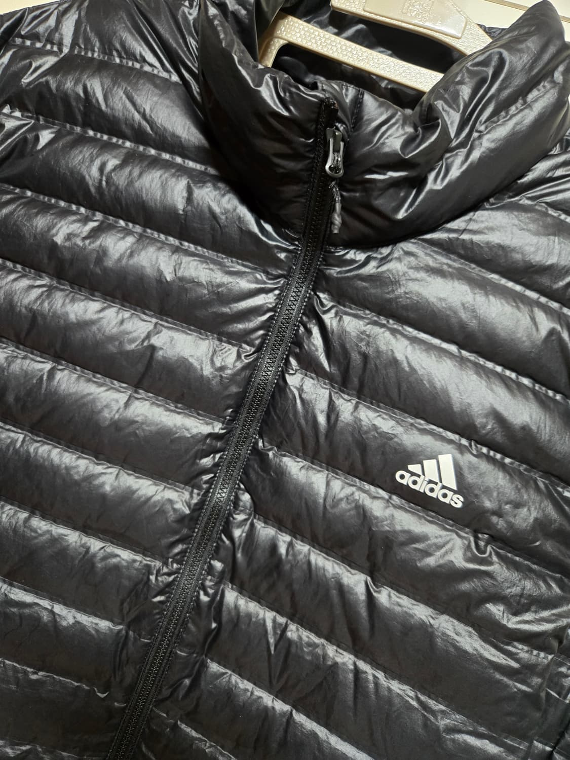 아디다스 남성 다운 경량 조끼 상품이미지2