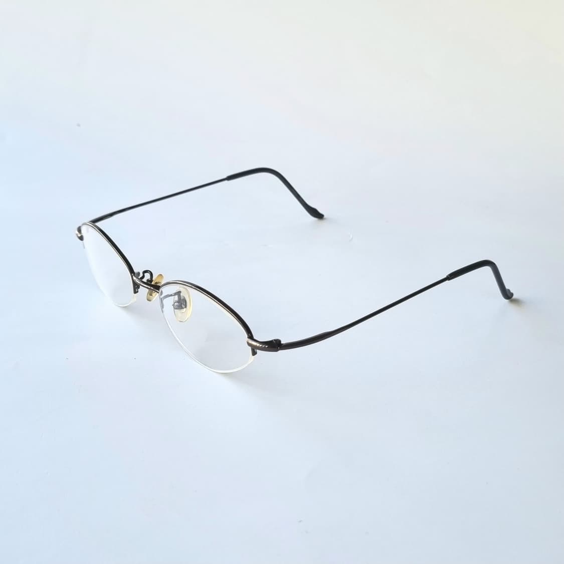 데드스탁 긱시크의 정점, 타원형 반무테 안경테 748 상품이미지2