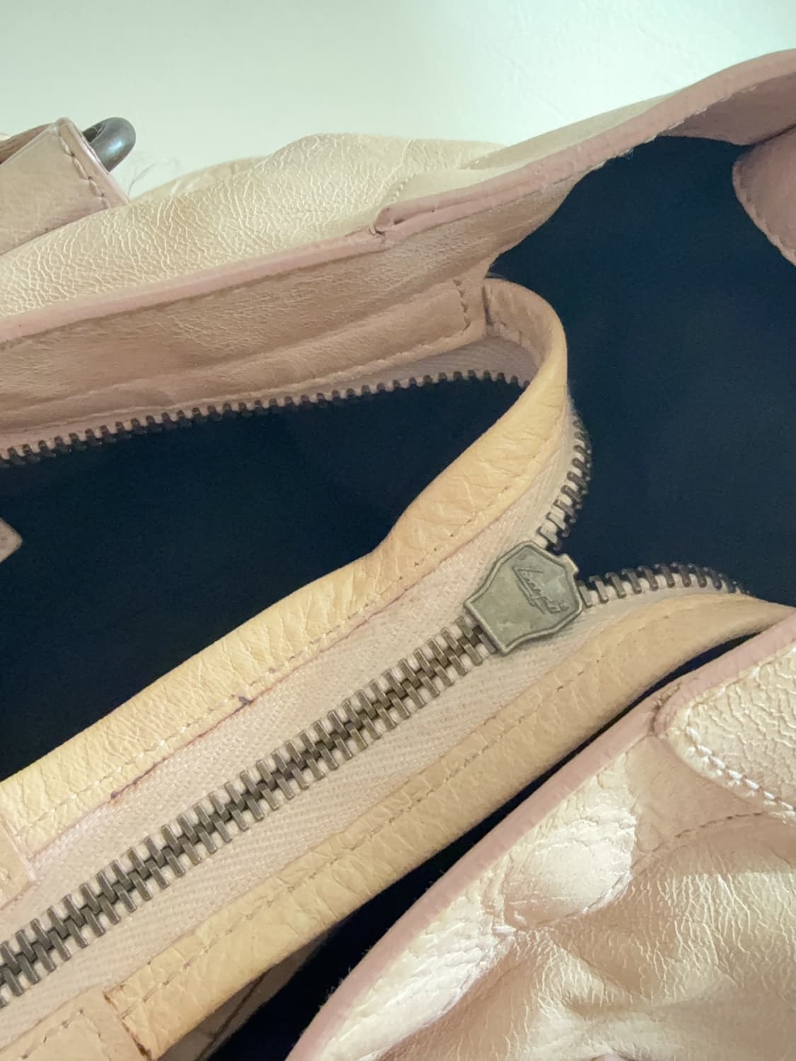 발렌시아가 모터백 미듐 연핑크 상품이미지9