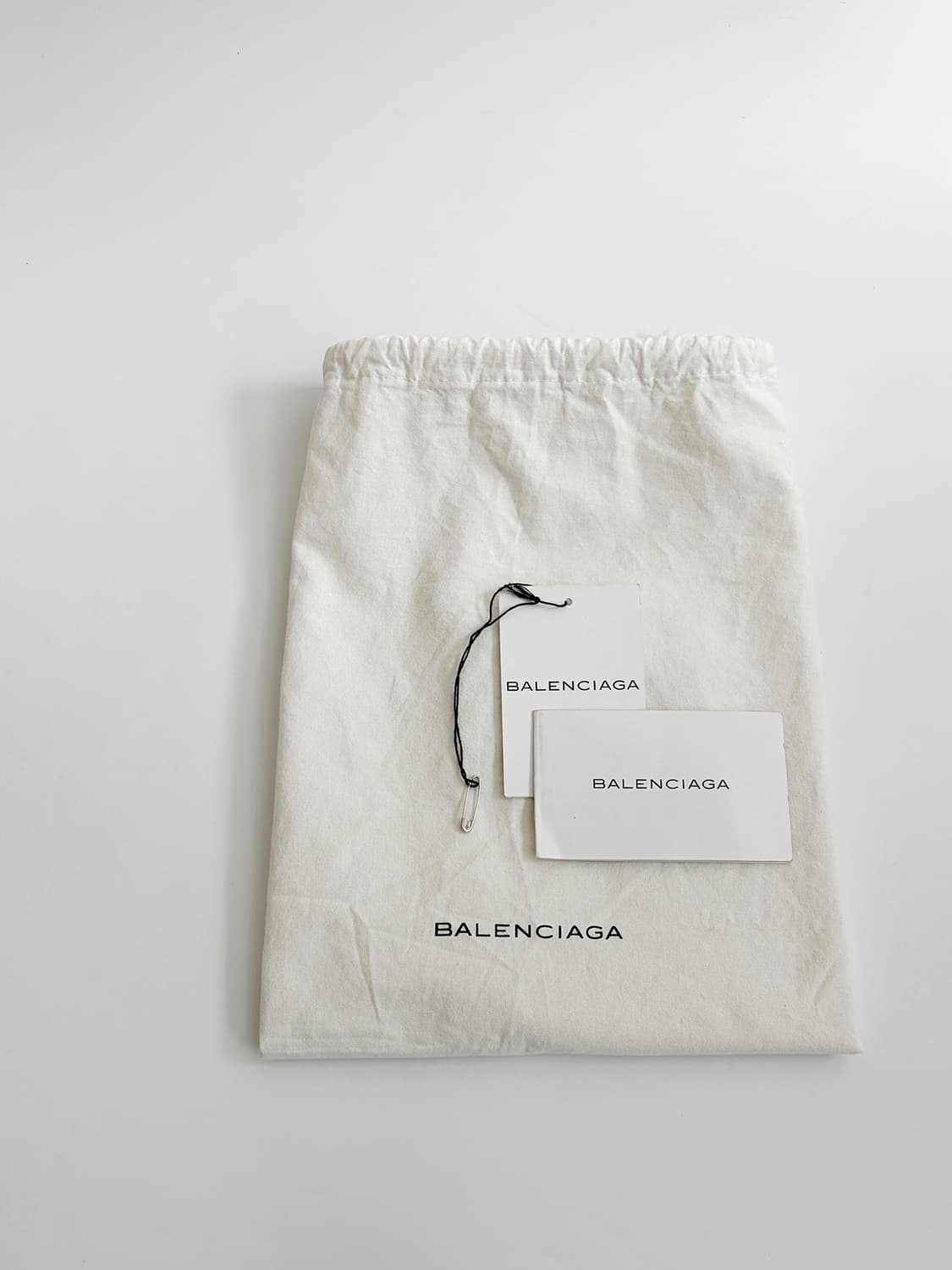 발렌시아가 클래식 커버징 워크백 판매합니다. 상품이미지9