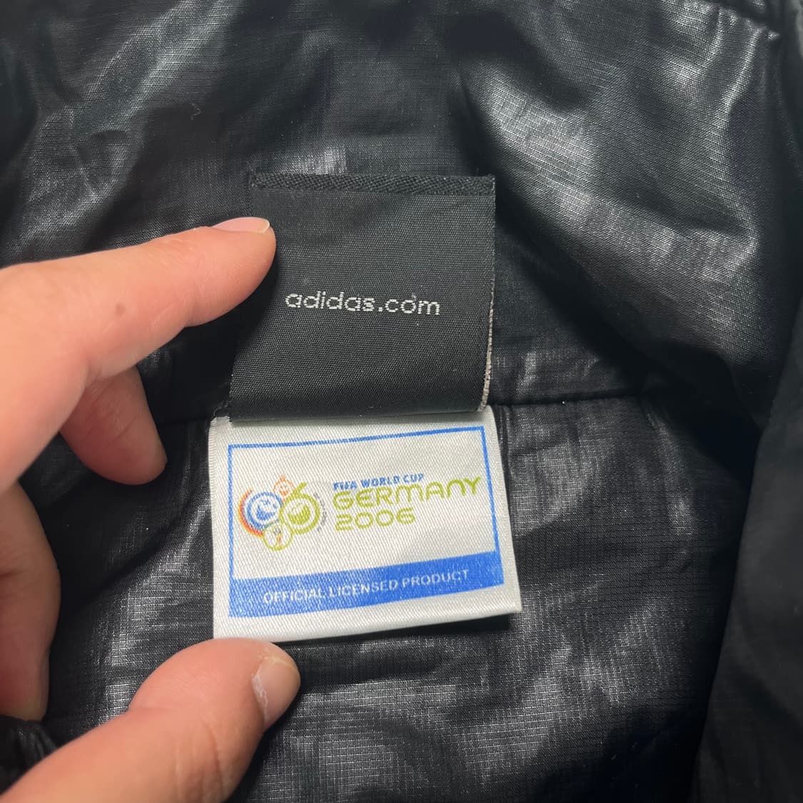 100 아디다스 x 독일 유광 트랙자켓 상품이미지4