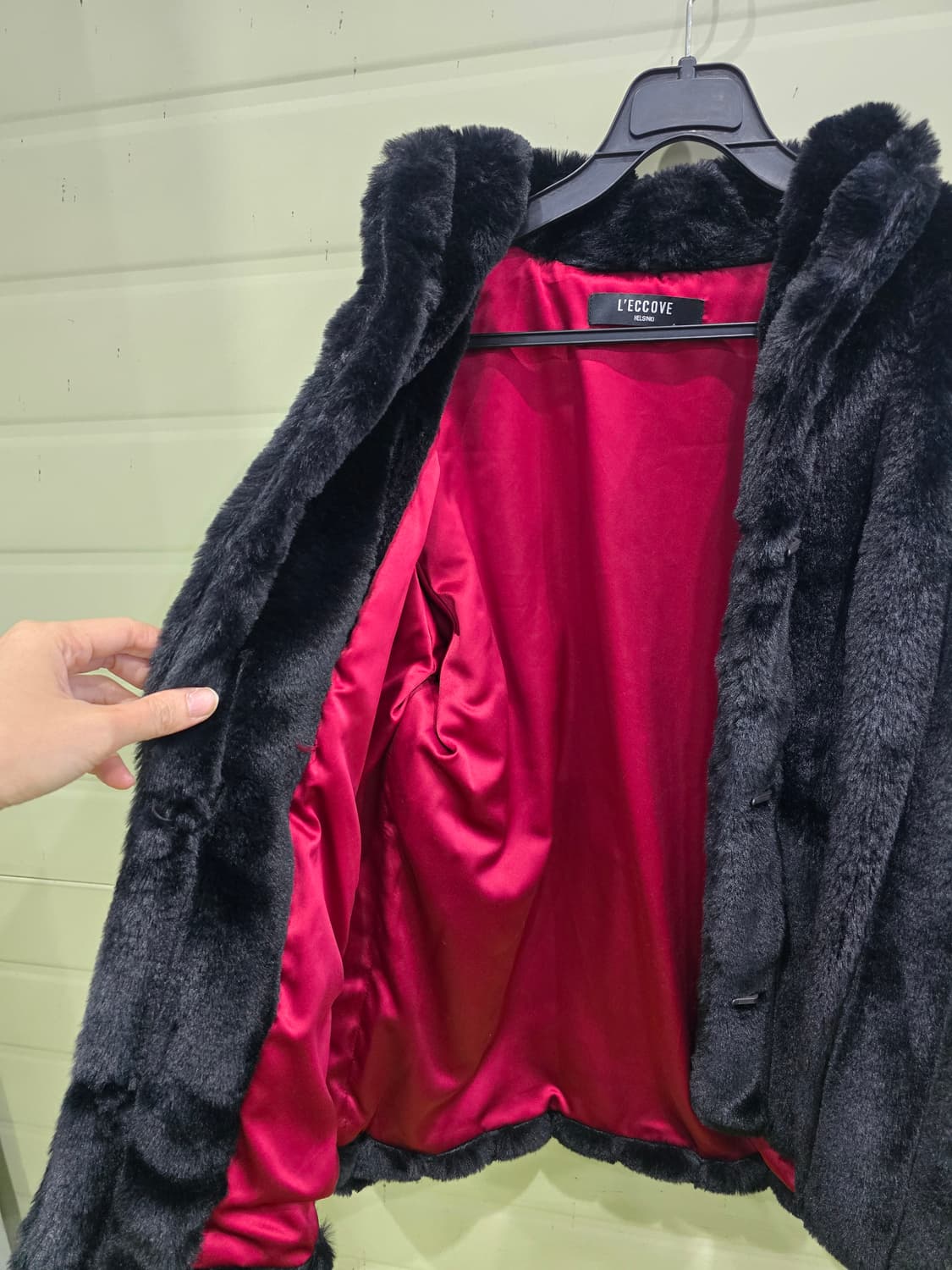 L'ECCOVE Helsinki 블랙 퍼 자켓 상품이미지4